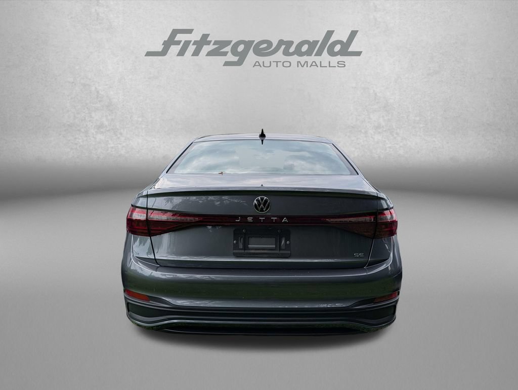 Used 2025 Volkswagen Jetta SE FWD image 5