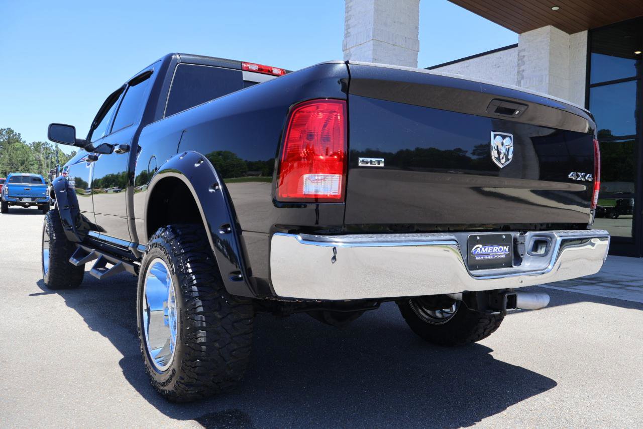 Used 2017 RAM 2500 SLT AWD/4WD image 3