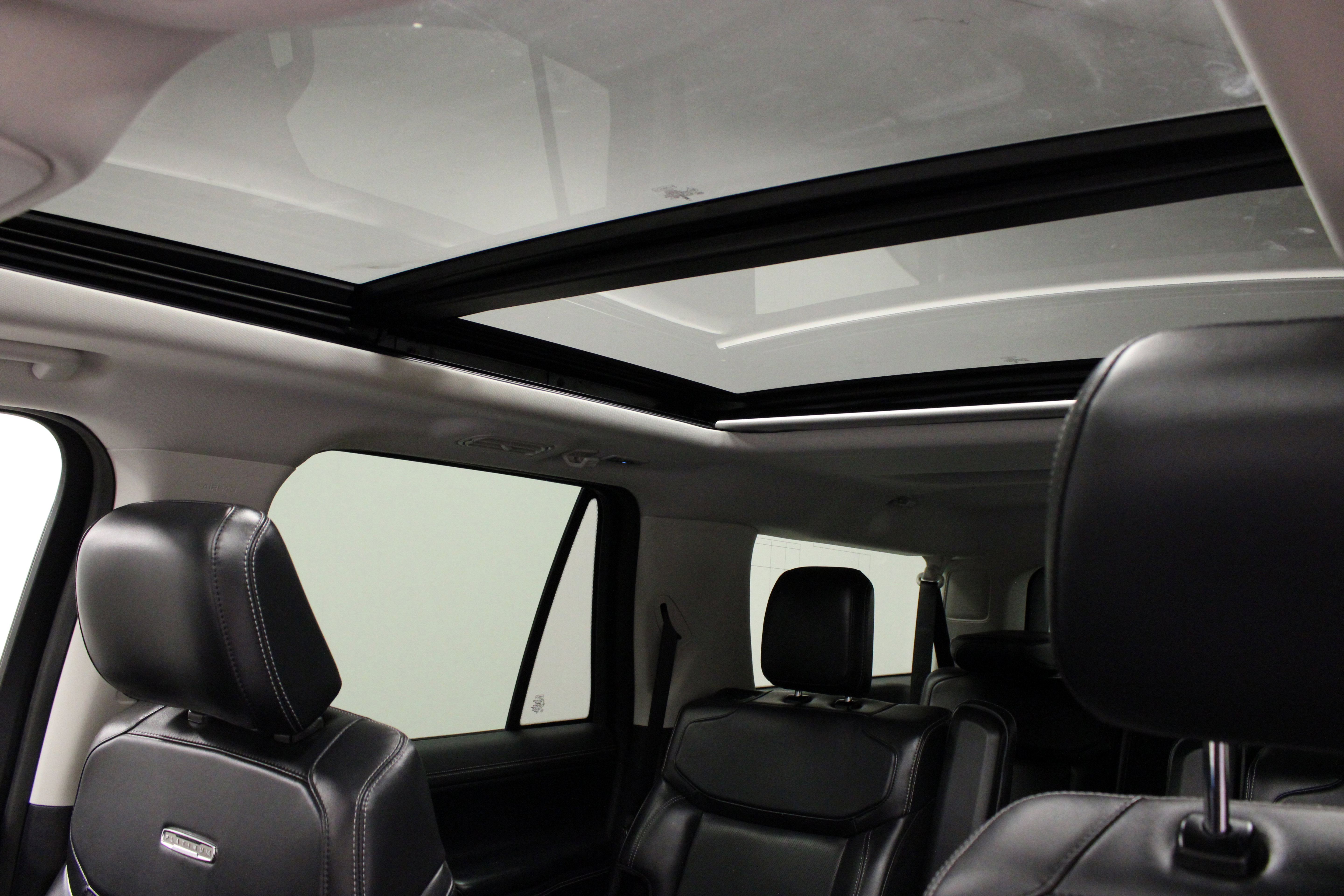 Used 2025 Ford Expedition Max Platinum AWD/4WD image 34