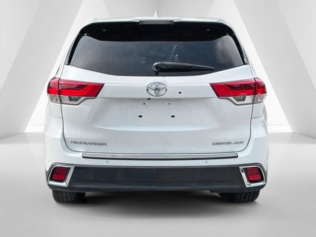 Used 2019 Toyota Highlander Limited AWD/4WD image 6