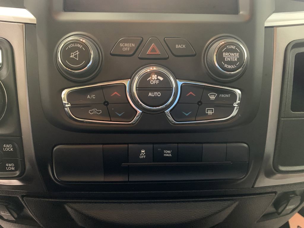 Used 2023 RAM 1500 Classic SLT w/ Electronics Group image 9