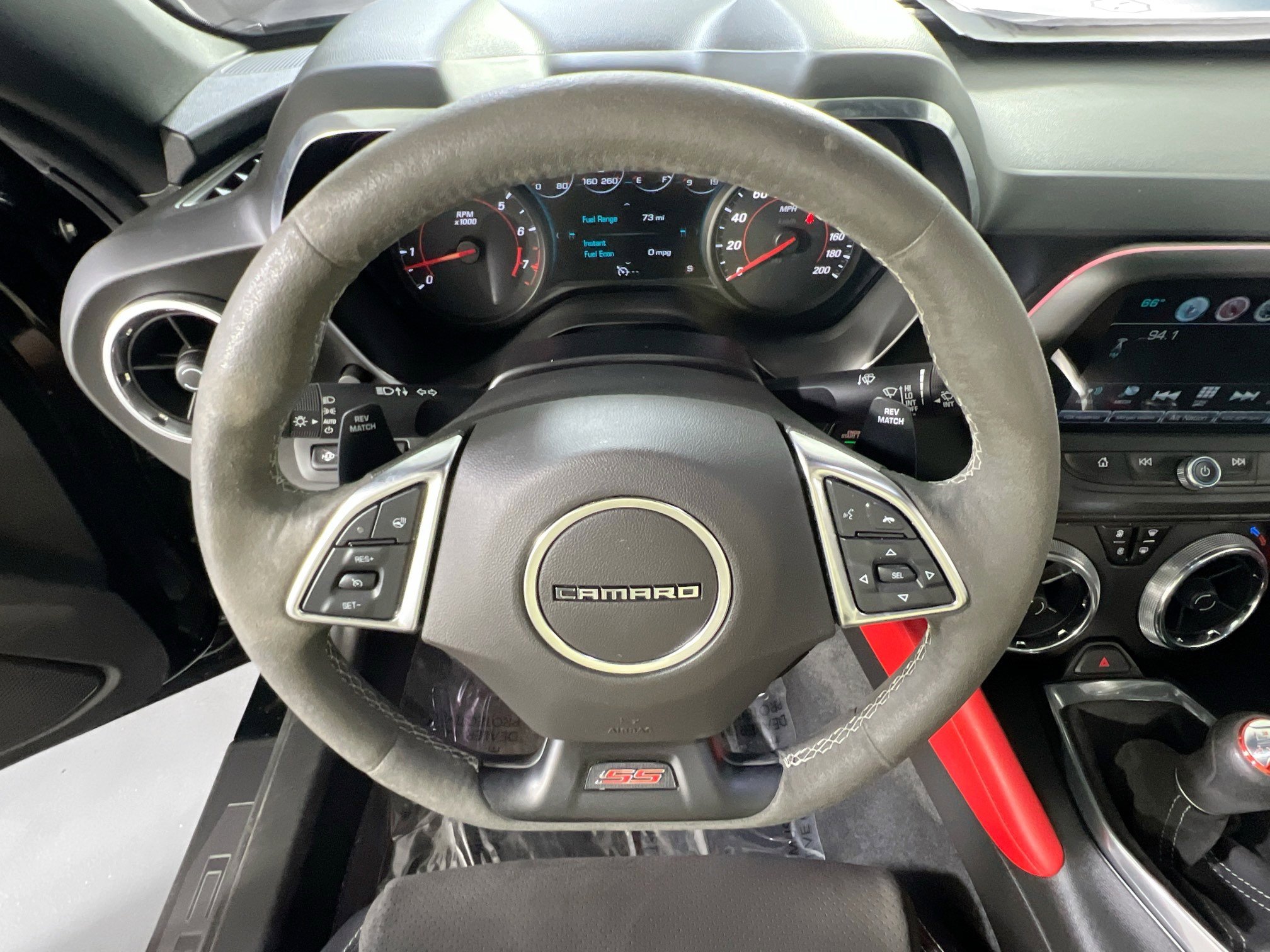 Used 2018 Chevrolet Camaro SS RWD image 11