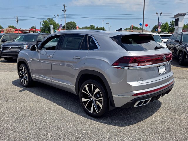 New 2026 Volkswagen Atlas Cross Sport SEL Premium R-Line AWD/4WD image 9