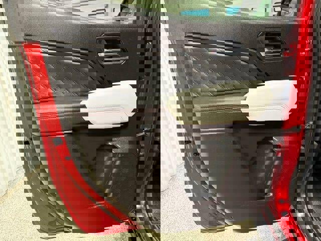 Used 2024 GMC Canyon AT4X image 19