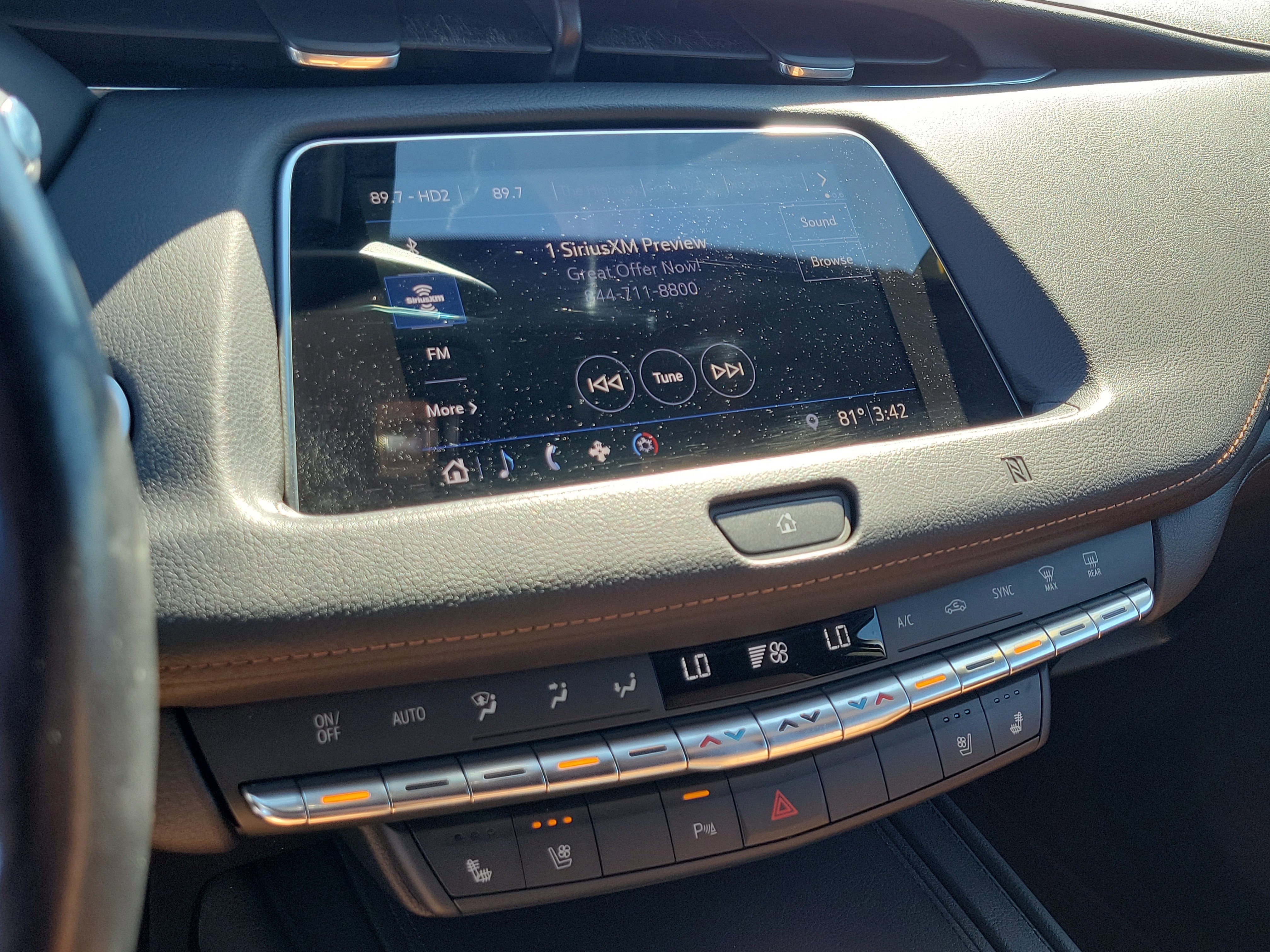 Used 2019 Cadillac XT4 Premium Luxury image 30