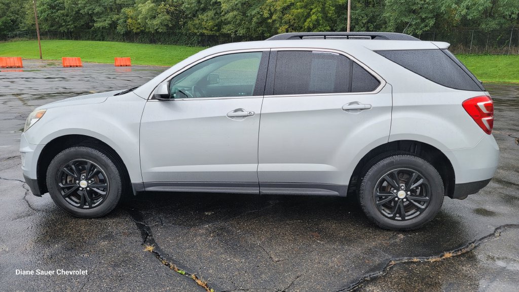 Used 2017 Chevrolet Equinox LT w/ Convenience Package FWD image 7