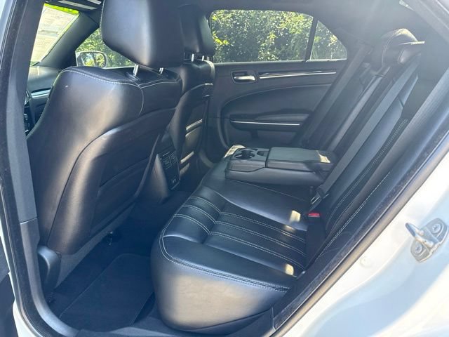 Used 2019 Chrysler 300 S RWD image 39