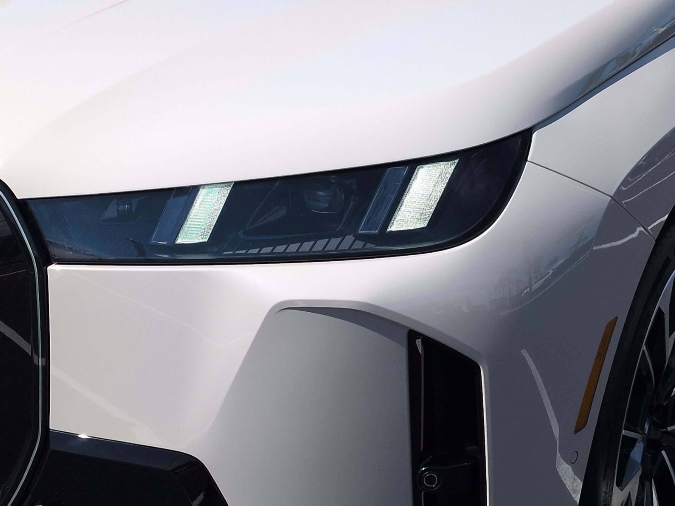 Used 2026 BMW iX xDrive45 w/ M Sport Package image 6