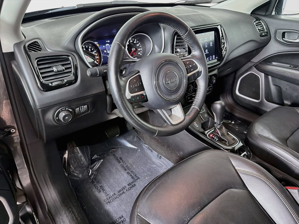 Used 2019 Jeep Compass Limited AWD/4WD image 6