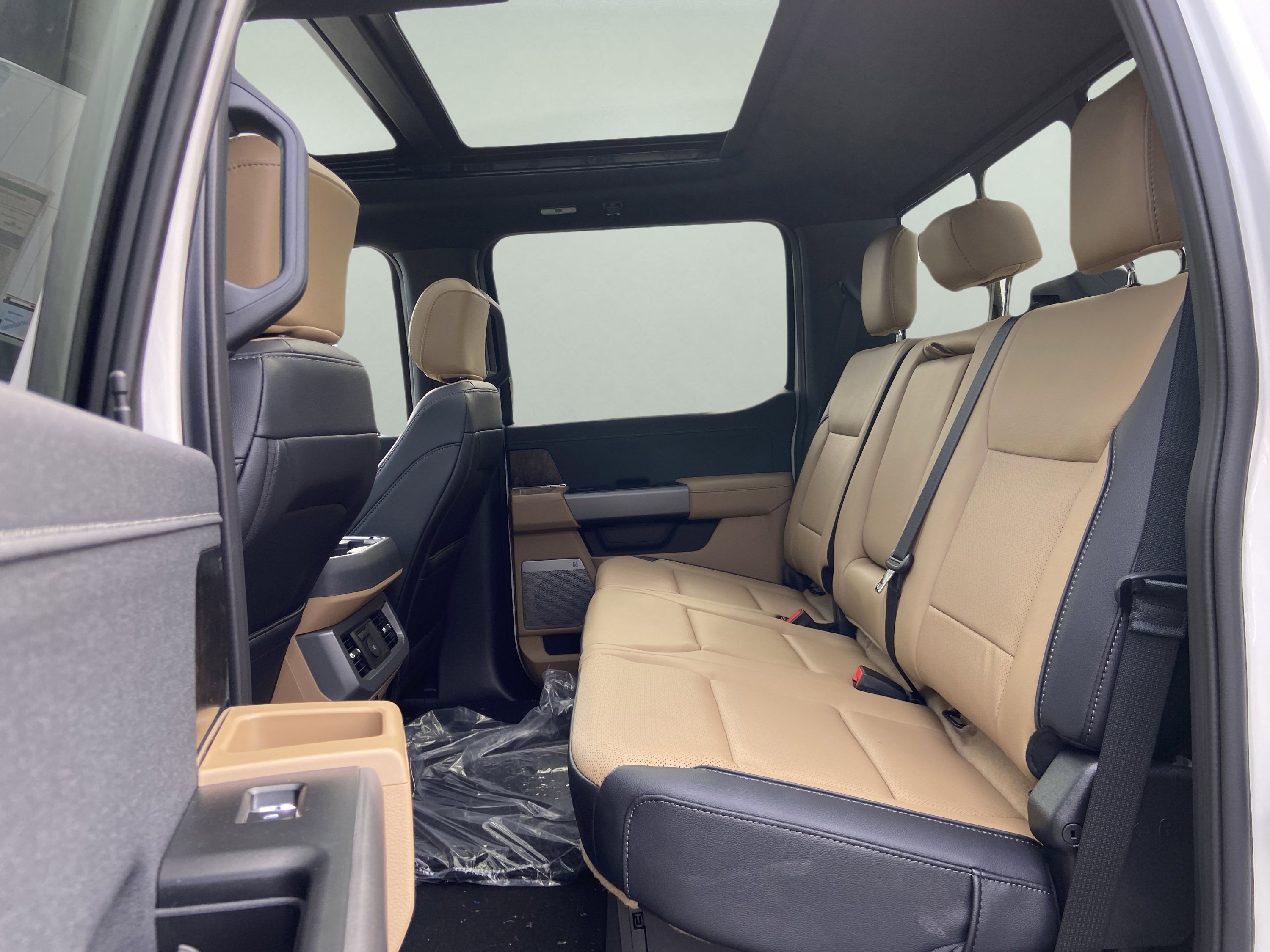 New 2026 Ford F250 Lariat w/ Lariat Ultimate Package image 8