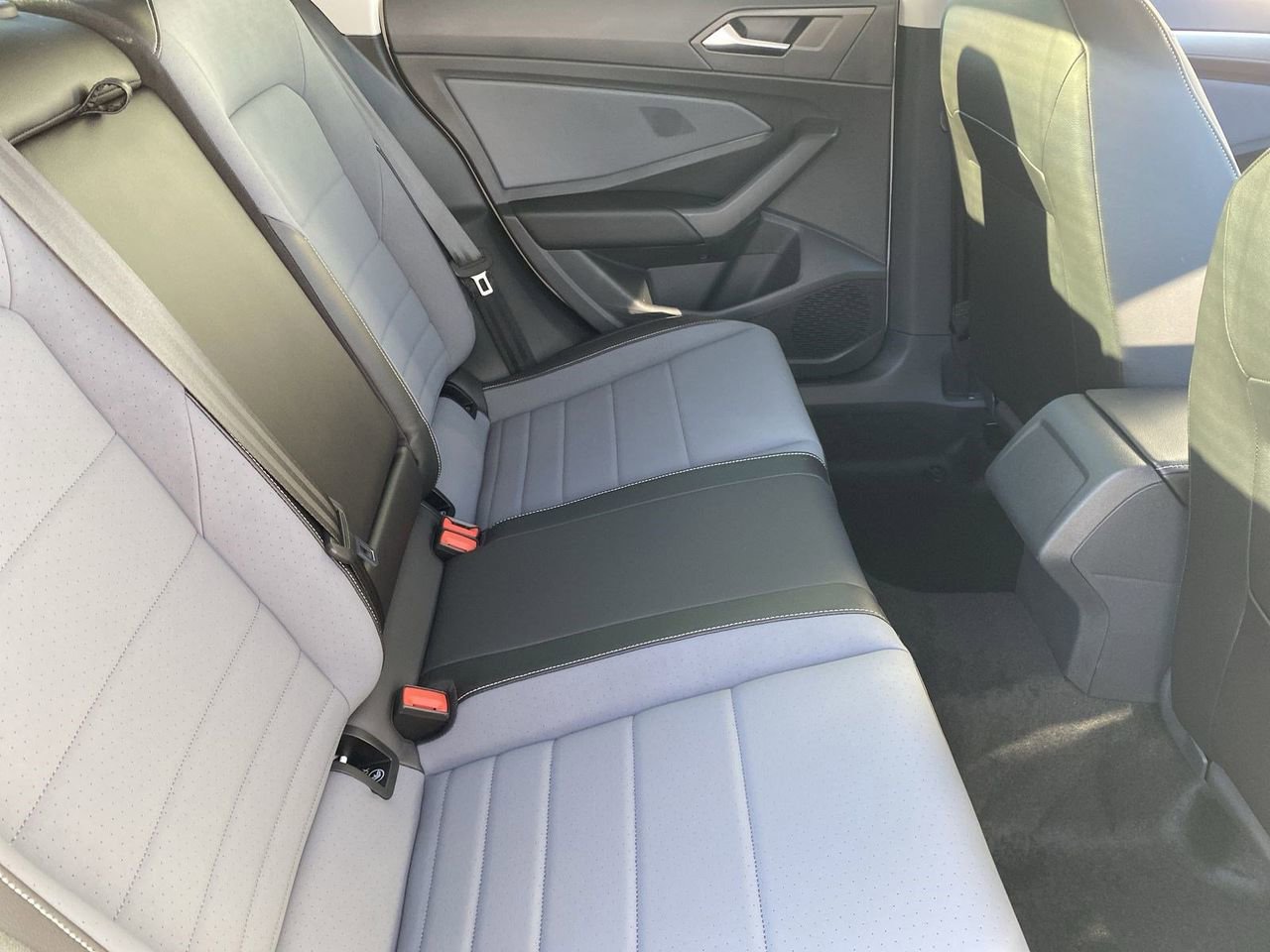 New 2026 Volkswagen Jetta SE image 9