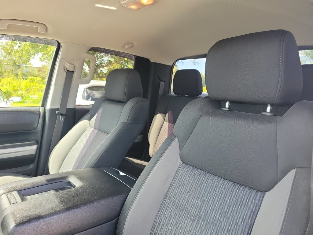 Used 2017 Toyota Tundra SR5 w/ TRD Off Road Package AWD/4WD image 21