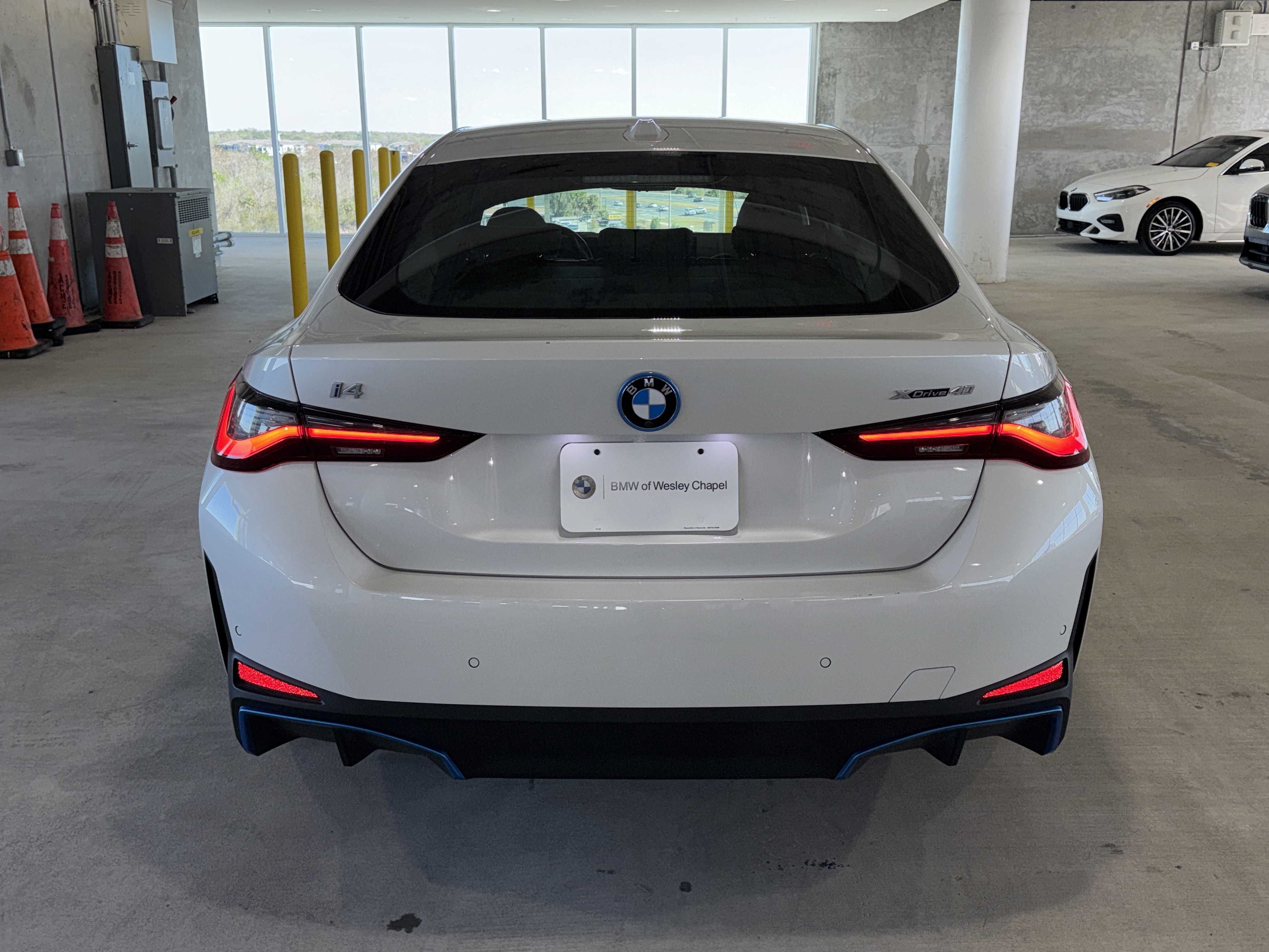 Certified 2024 BMW i4 xDrive40i image 7