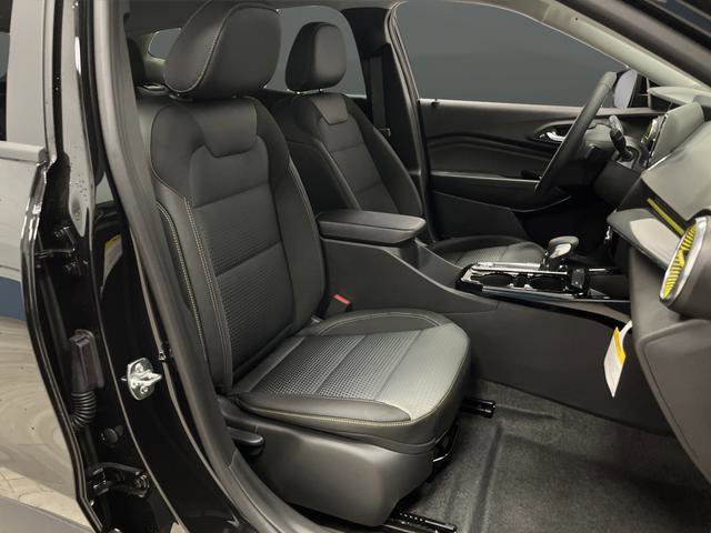 New 2026 Chevrolet Trax LT w/ Driver Confidence Package image 27