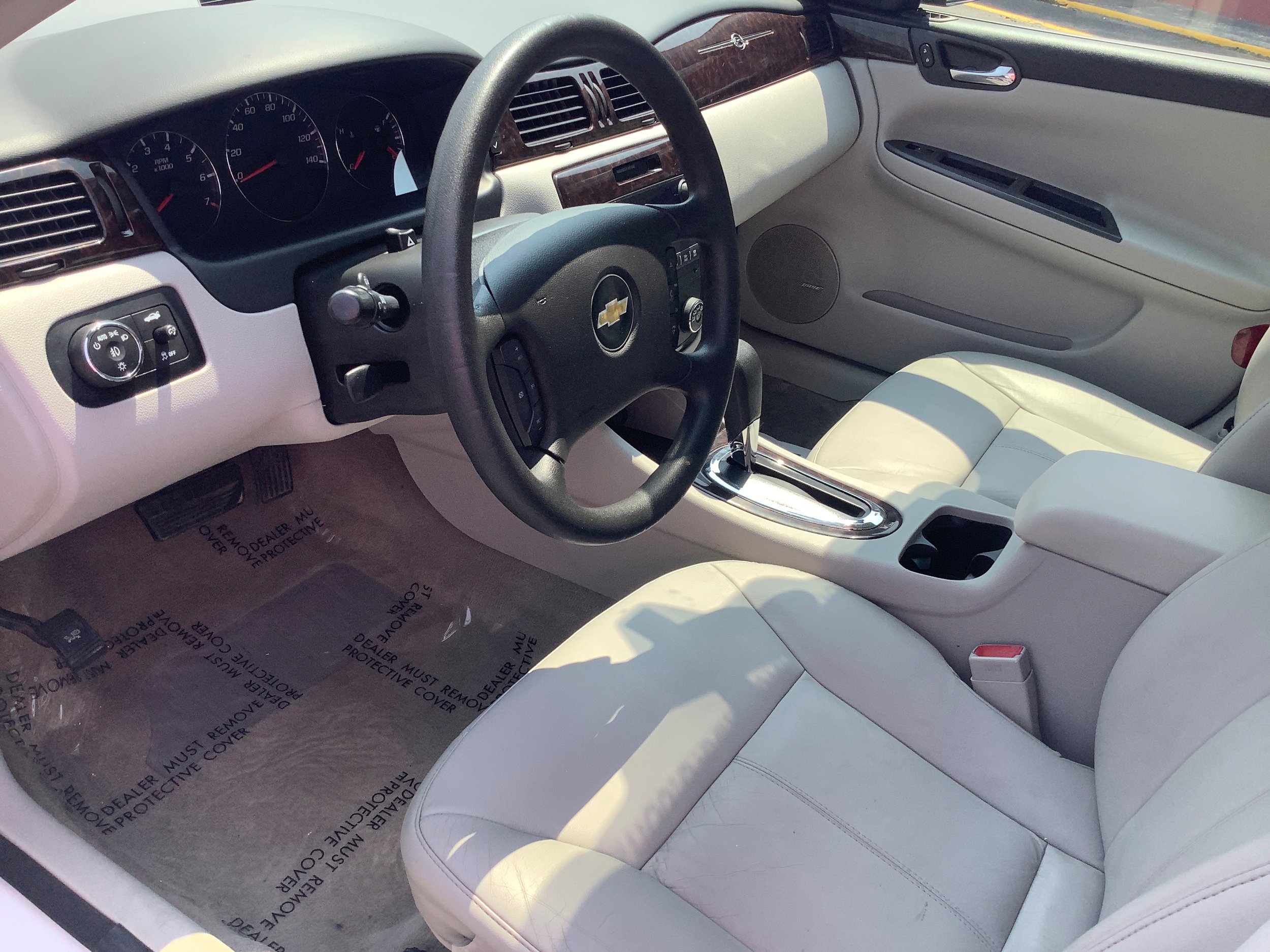 Used 2015 Chevrolet Impala LTZ FWD image 11