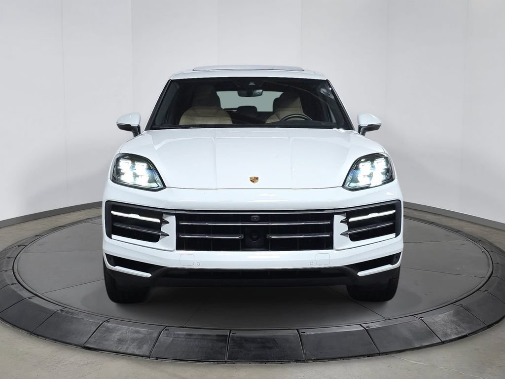 Certified 2024 Porsche Cayenne AWD/4WD image 10