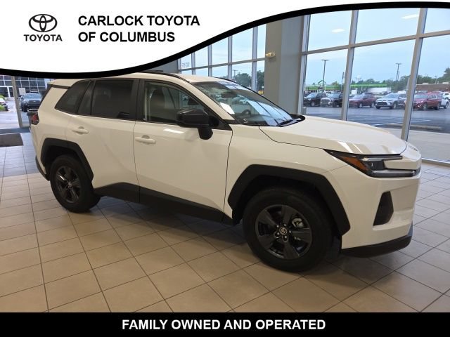 Used 2026 Toyota RAV4 LE FWD image 5
