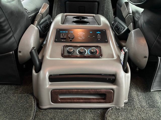 Used 2017 Chevrolet Express 2500 Extended image 40