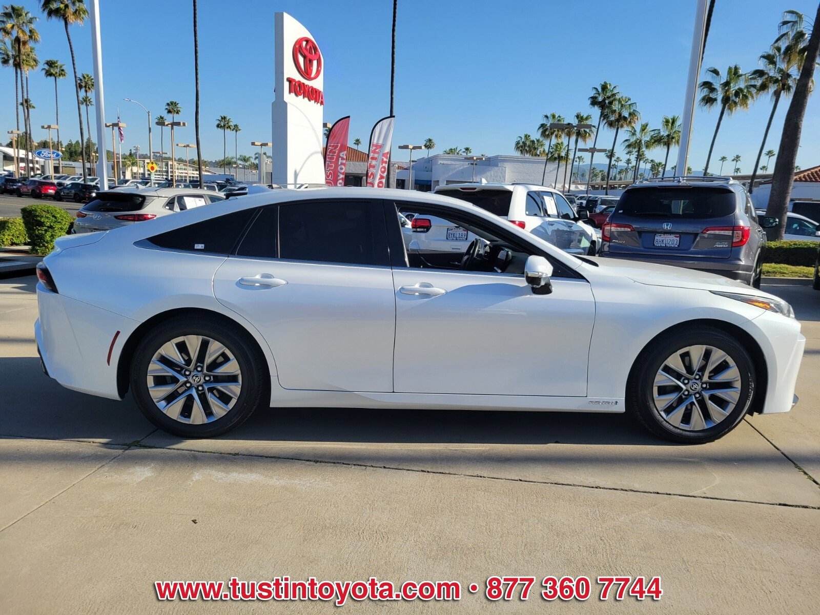 Certified 2023 Toyota Mirai XLE image 3