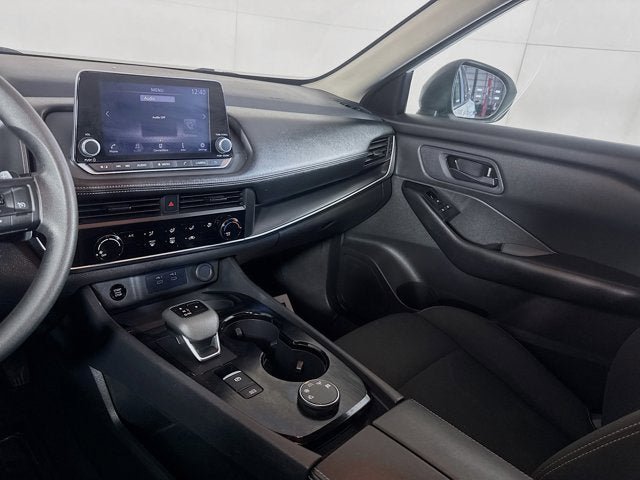 Used 2024 Nissan Rogue S AWD/4WD image 18