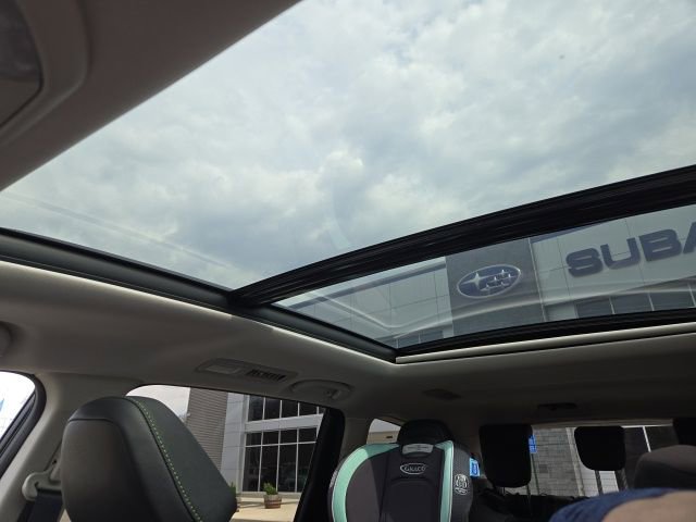 Used 2023 Subaru Ascent Onyx Edition AWD/4WD image 11