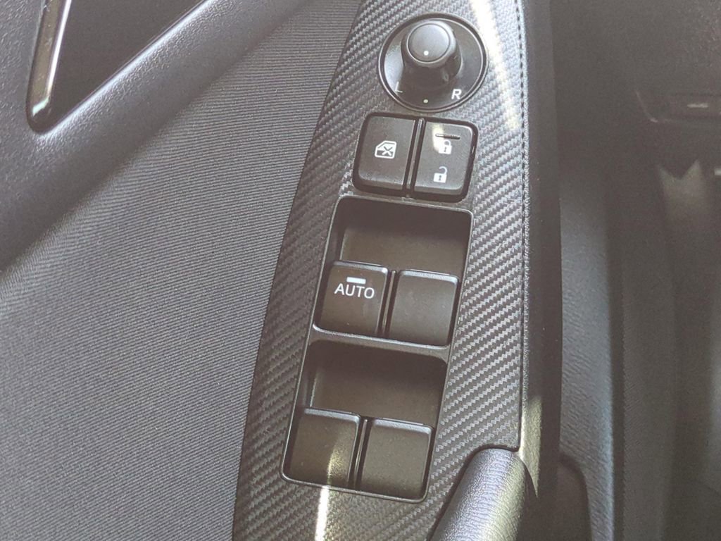 Used 2014 MAZDA MAZDA3 i Touring image 18