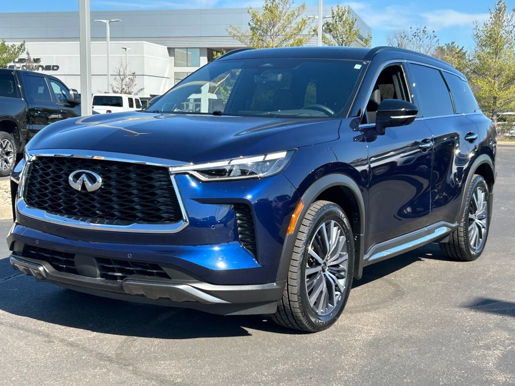 Used 2023 INFINITI QX60 Autograph w/ Cargo Package image 3