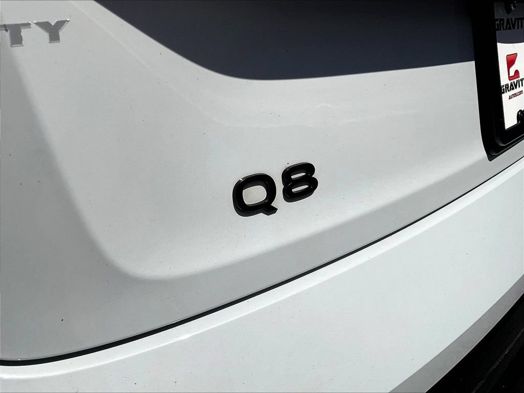Used 2024 Audi Q8 e-tron Premium AWD/4WD image 20