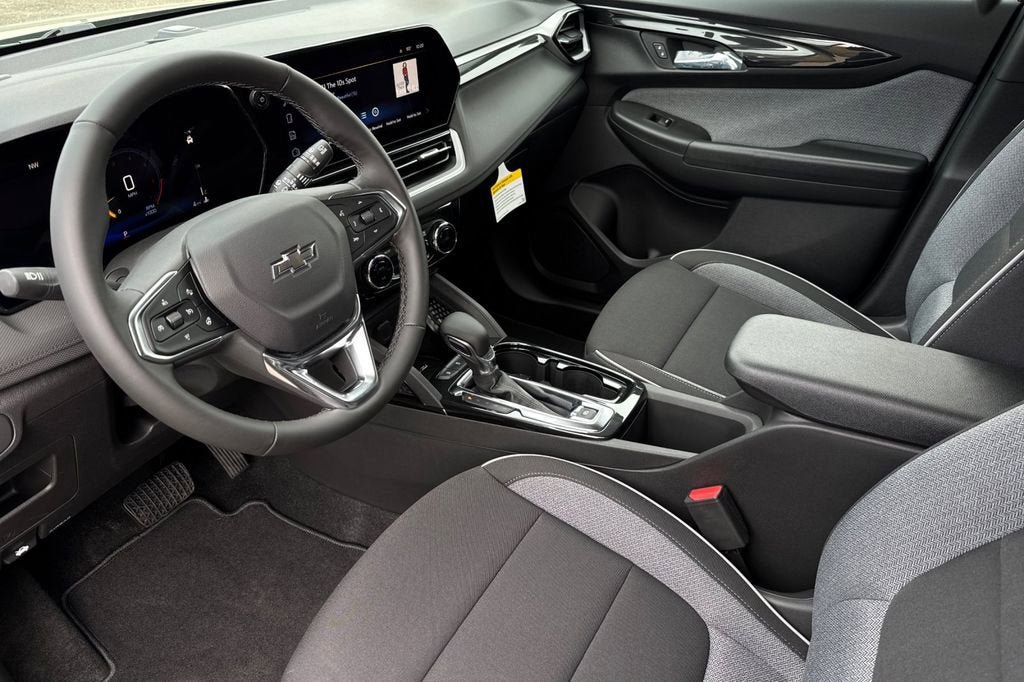 New 2026 Chevrolet TrailBlazer LT w/ Convenience Package FWD image 10