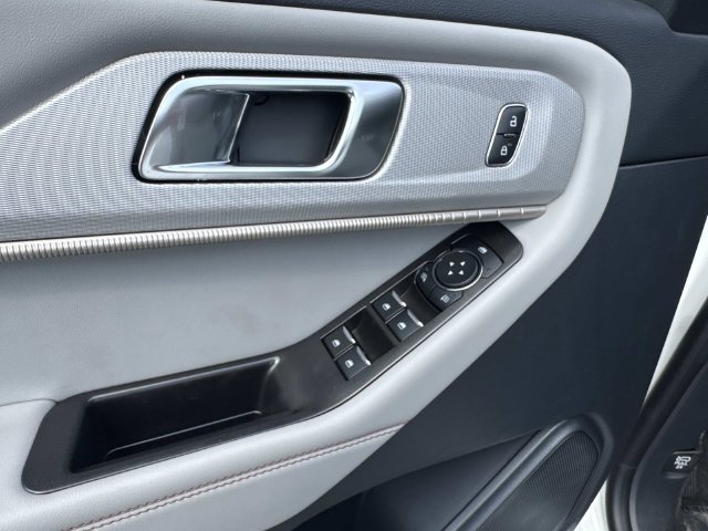 New 2026 Ford Explorer Active w/ Active Comfort Package RWD image 21