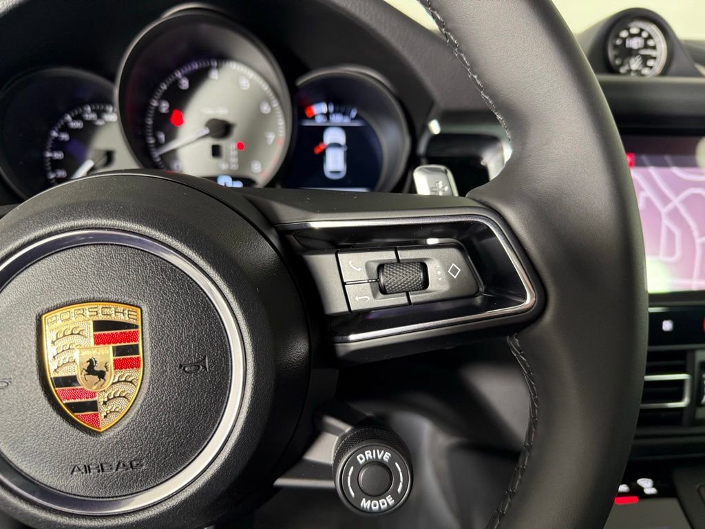 New 2026 Porsche Macan S image 35