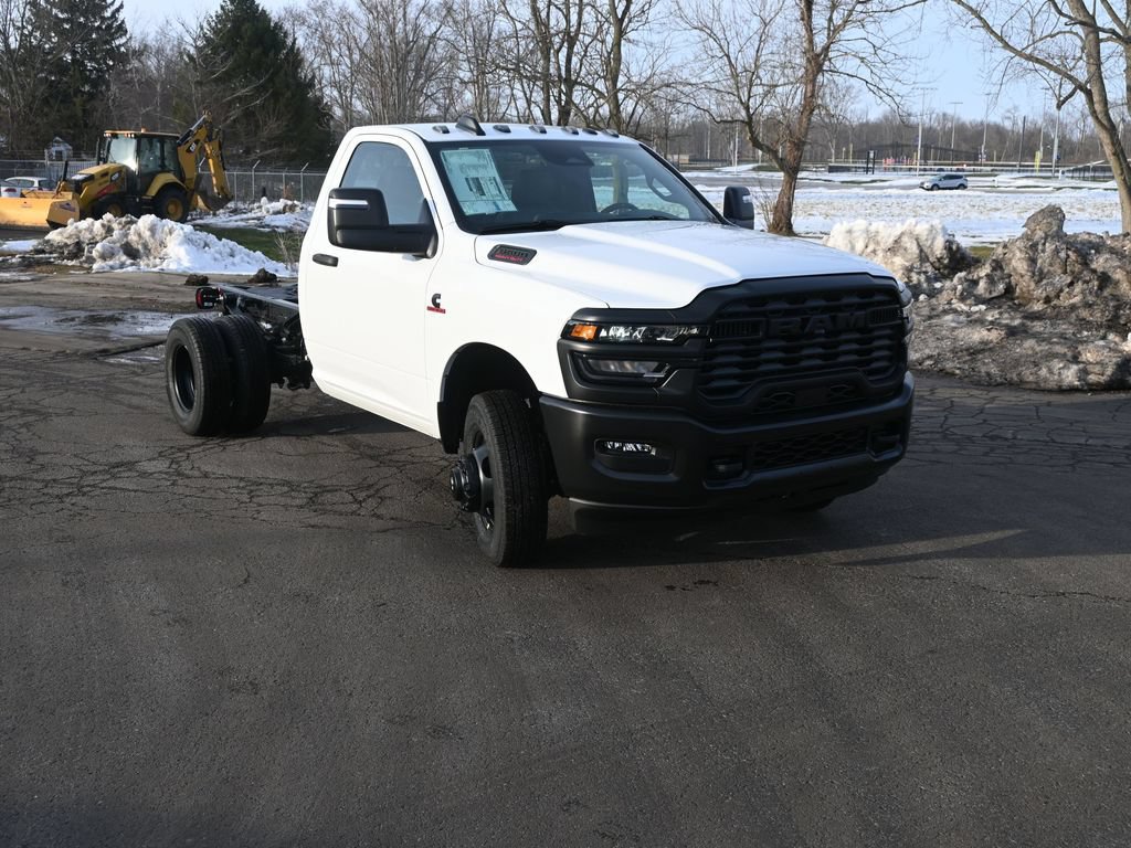 New 2026 RAM 3500 Tradesman AWD/4WD image 7