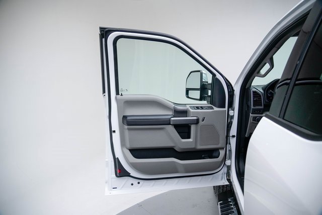 Used 2019 Ford F250 XLT w/ XLT Premium Package image 14