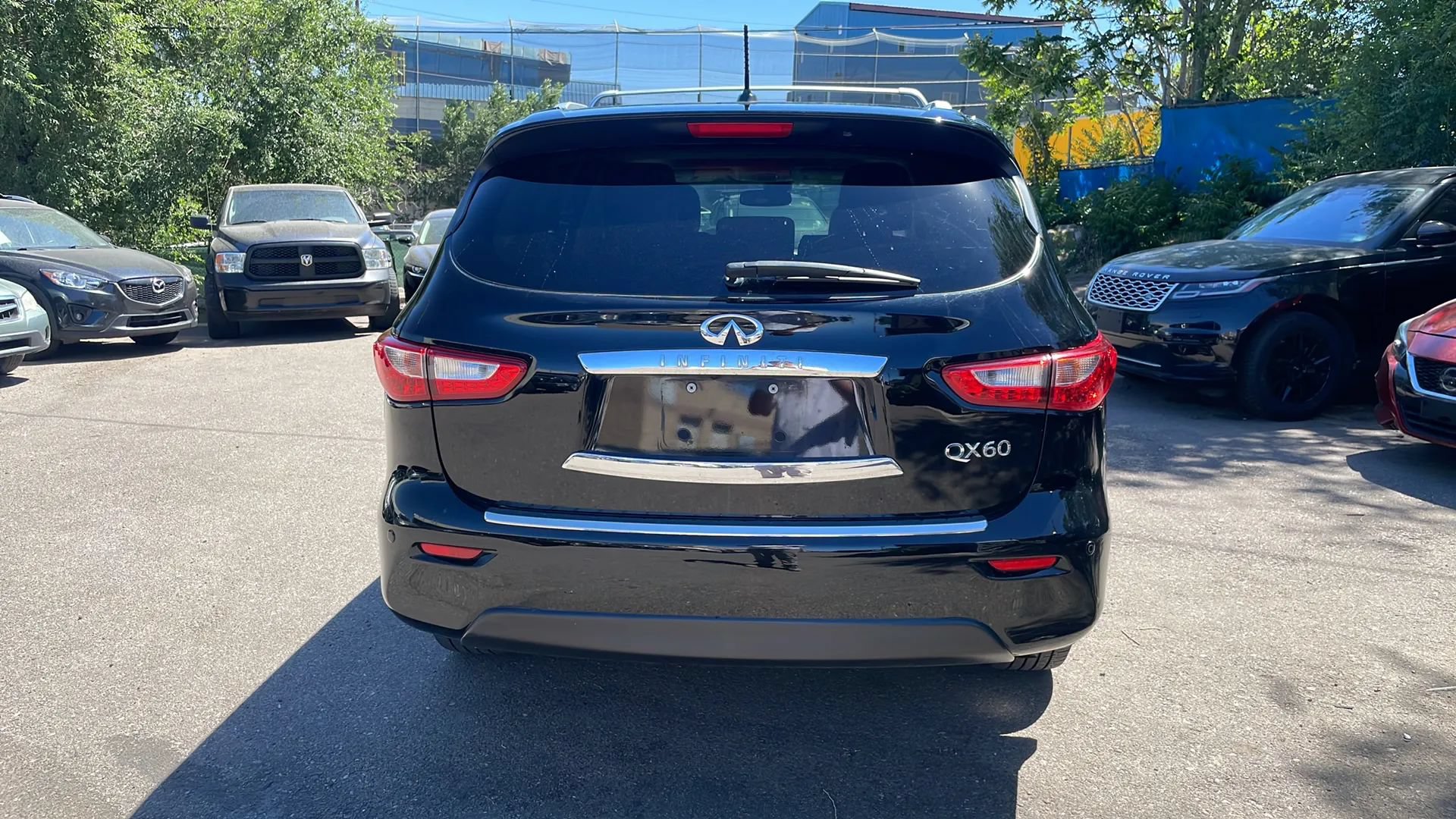 Used 2015 INFINITI QX60 Luxe w/ Premium Plus Package AWD/4WD image 5