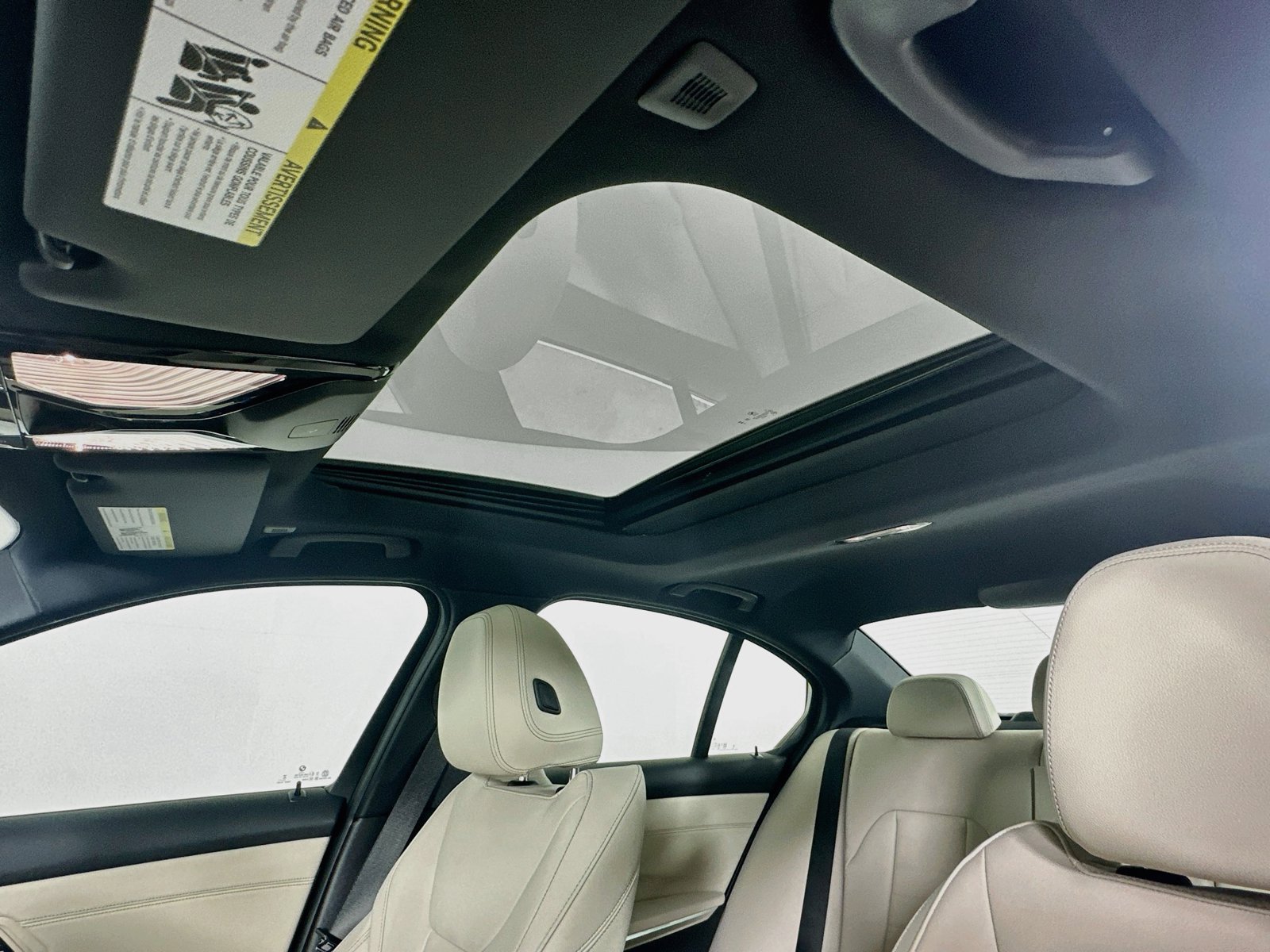 New 2026 BMW 330i xDrive Sedan AWD/4WD image 31