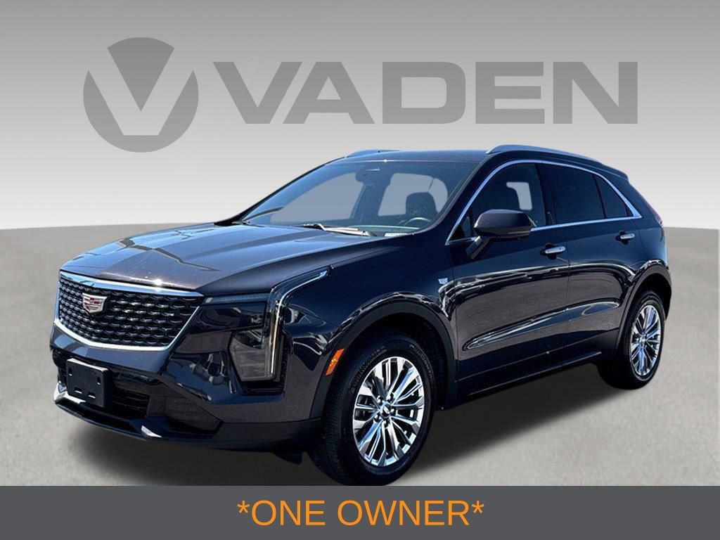 Used 2025 Cadillac XT4 Premium Luxury AWD/4WD image 3