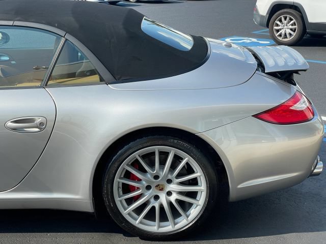 Used 2011 Porsche 911 Carrera RWD image 16