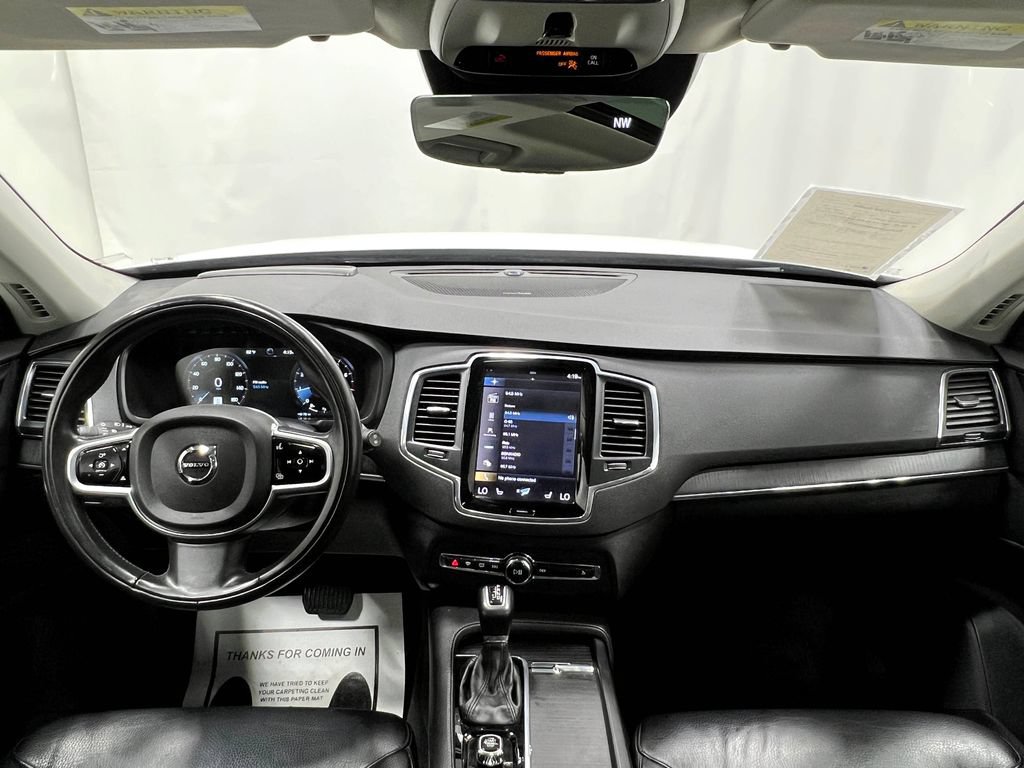 Used 2020 Volvo XC90 T6 Momentum AWD/4WD image 21