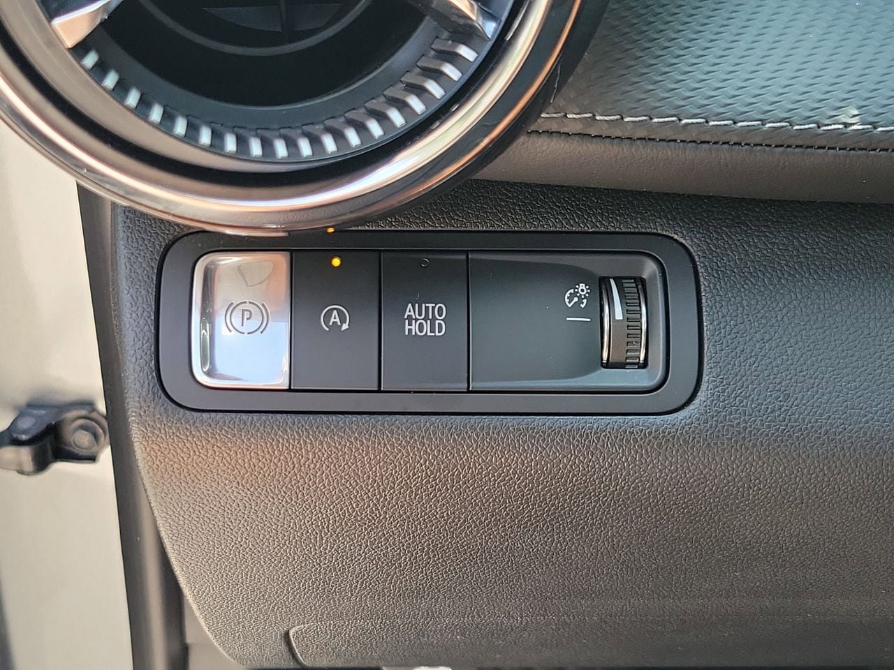 Used 2026 Chevrolet Equinox LT FWD image 29