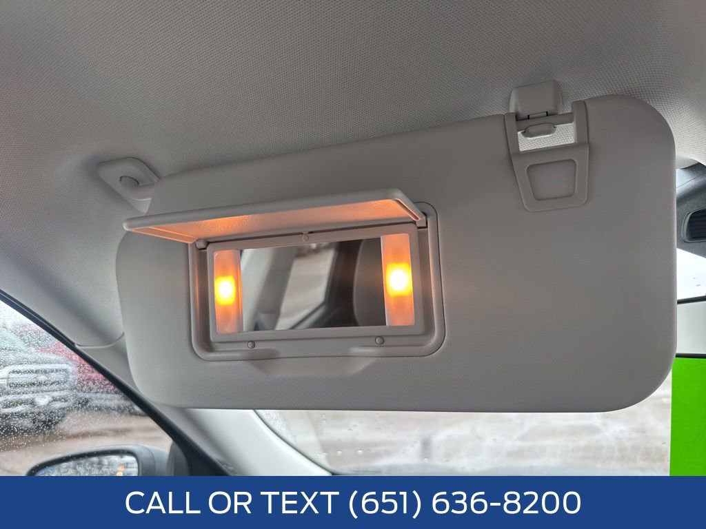 Used 2022 Ford Escape SE w/ Cold Weather Package image 18