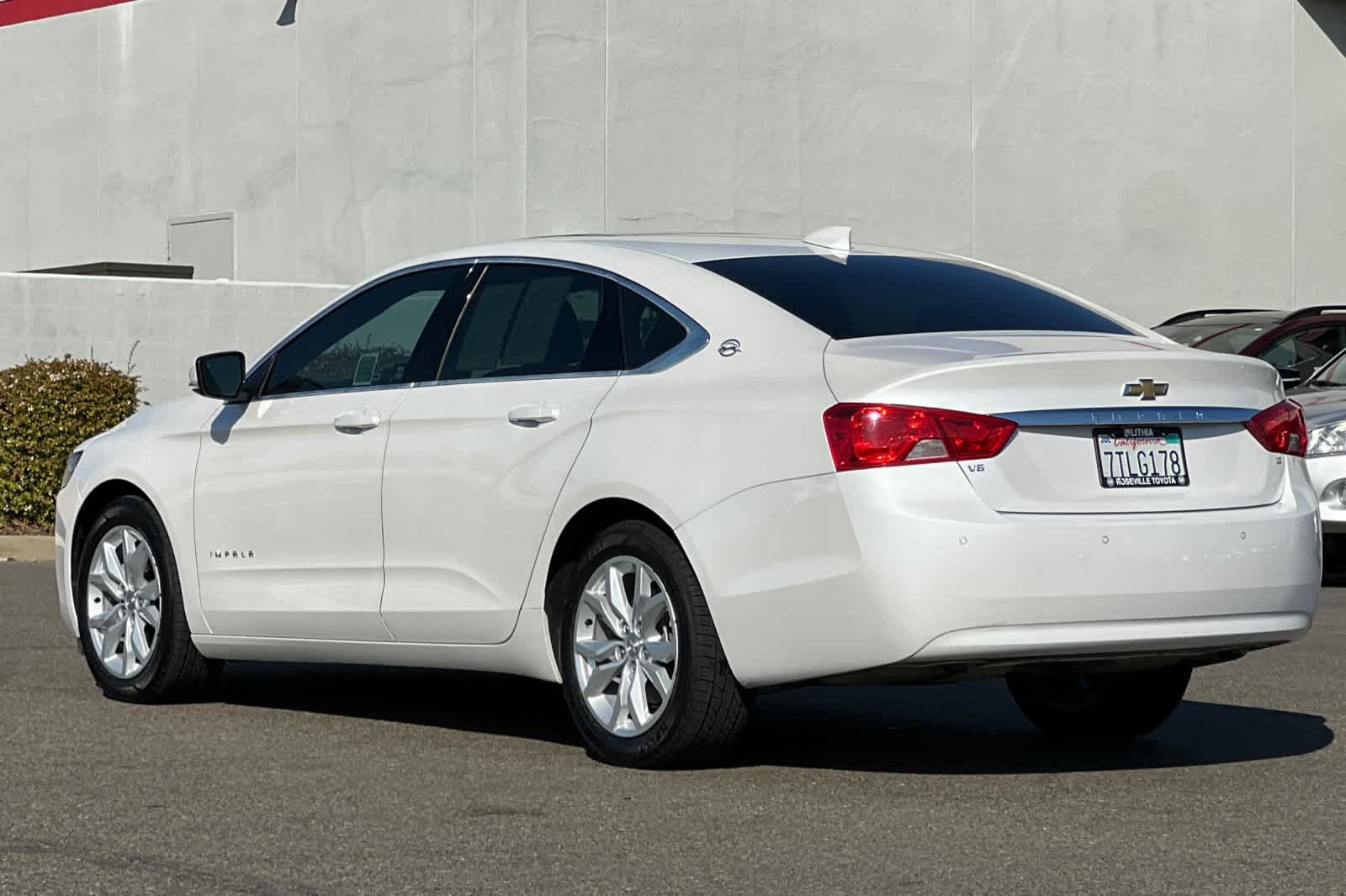 Used 2016 Chevrolet Impala LT w/ Convenience Package FWD image 7