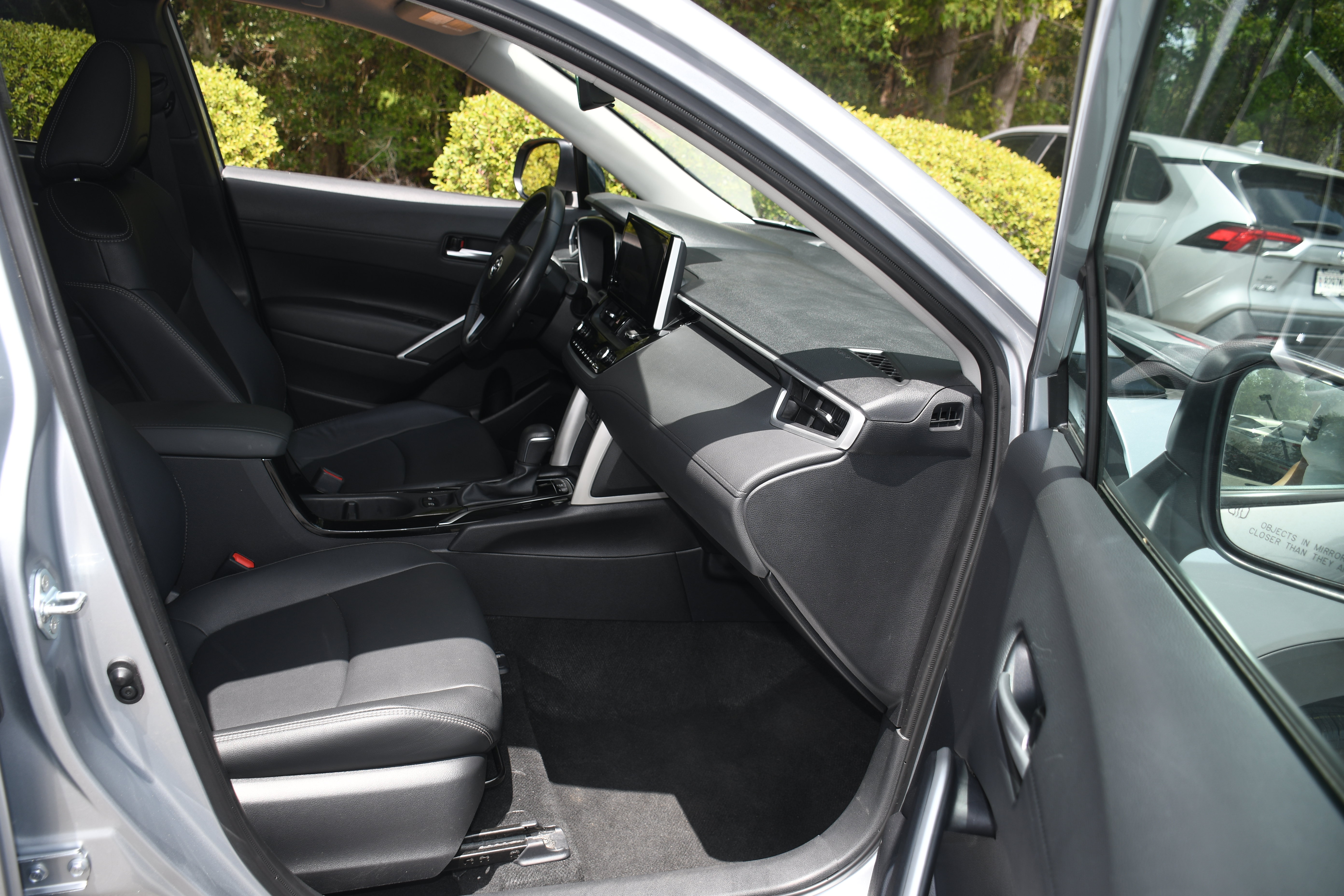 Certified 2025 Toyota Corolla Cross XLE AWD/4WD image 20