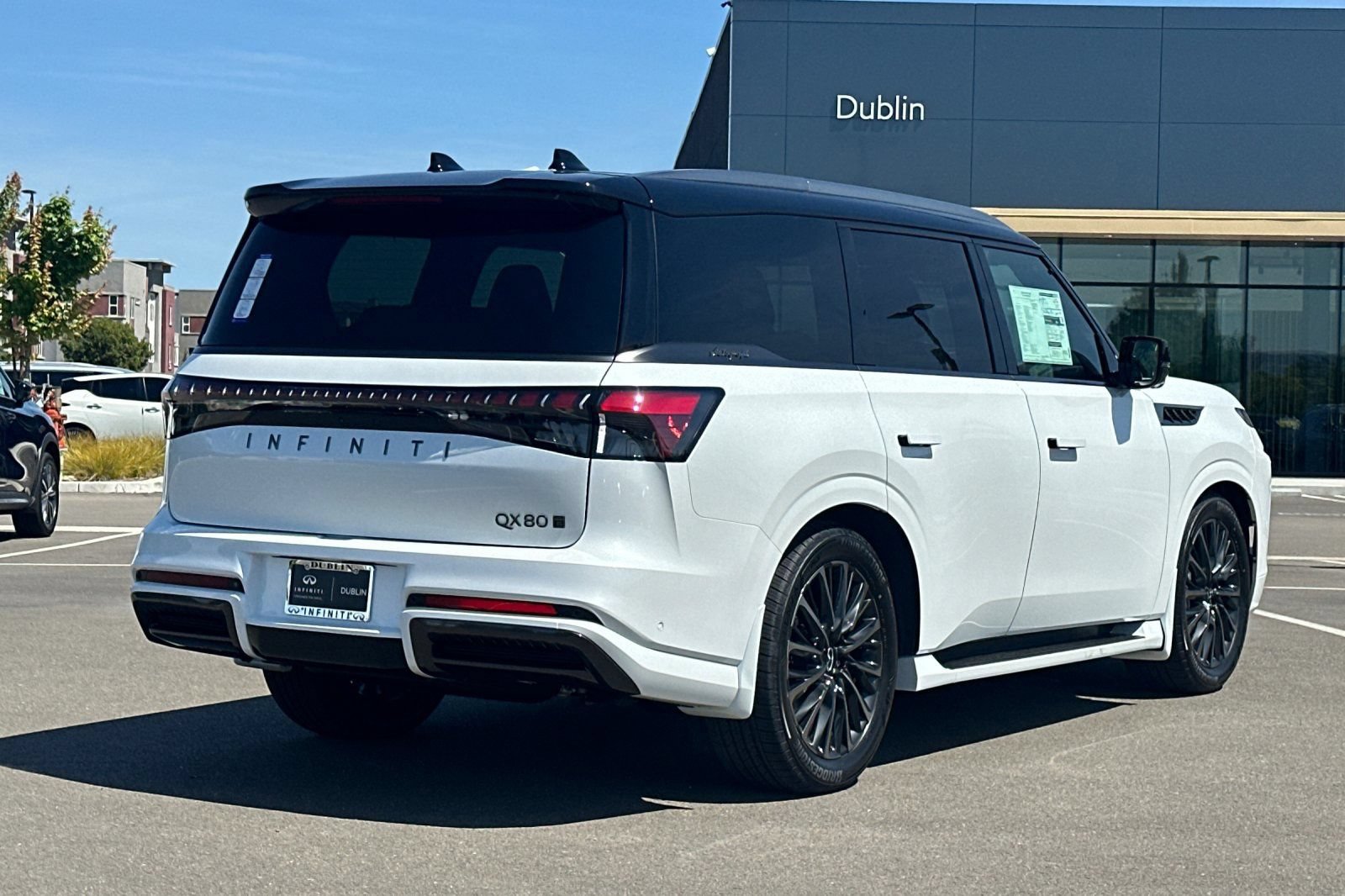 New 2026 INFINITI QX80 Autograph w/ Premium Cargo Package AWD/4WD image 5