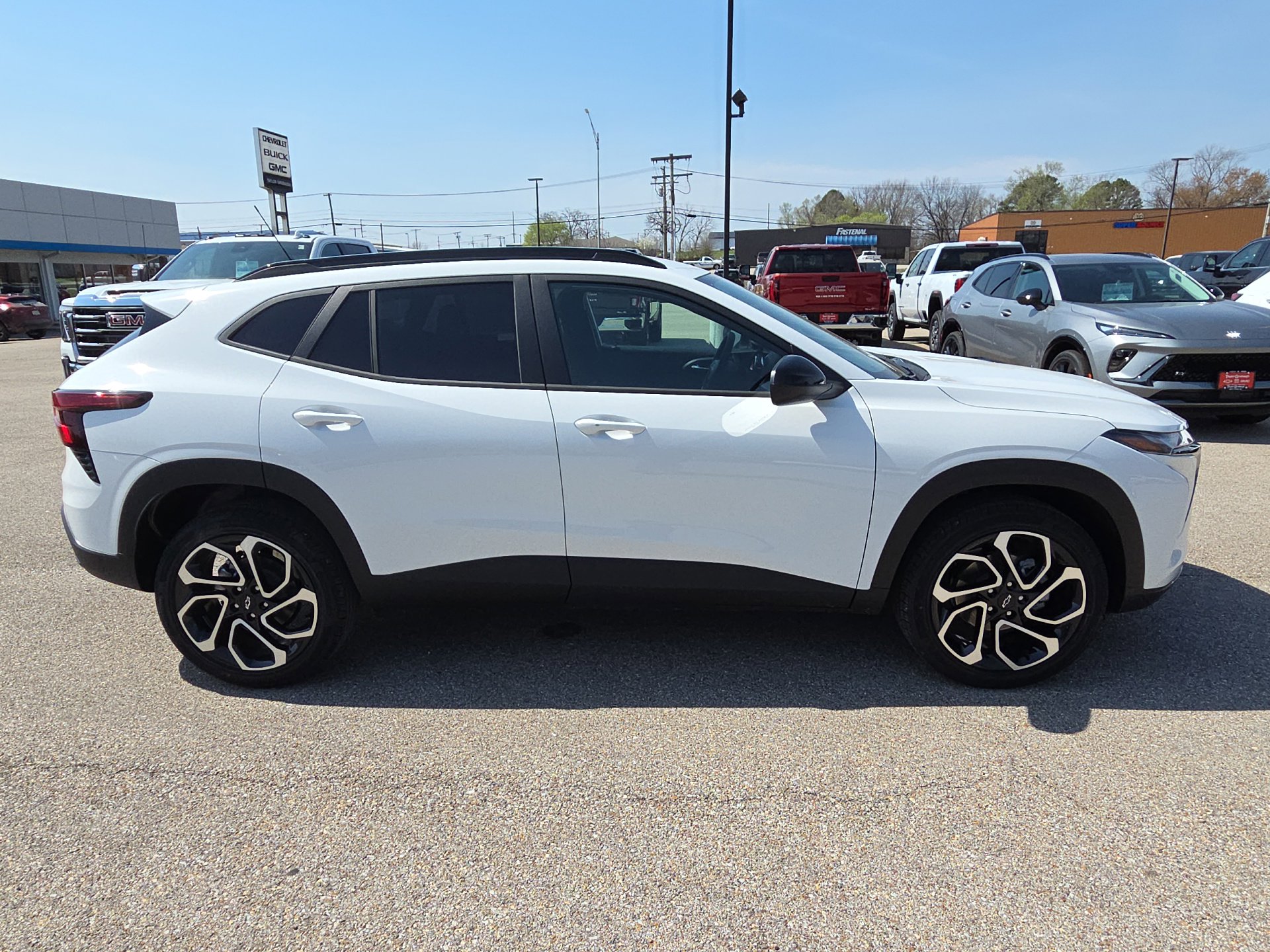 New 2026 Chevrolet Trax RS w/ Driver Confidence Package image 9