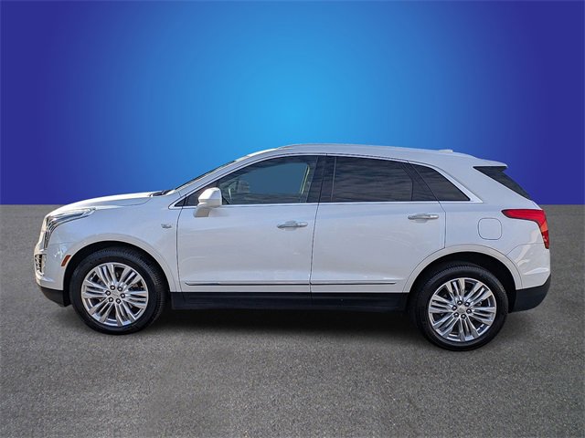 Used 2017 Cadillac XT5 Premium Luxury image 2
