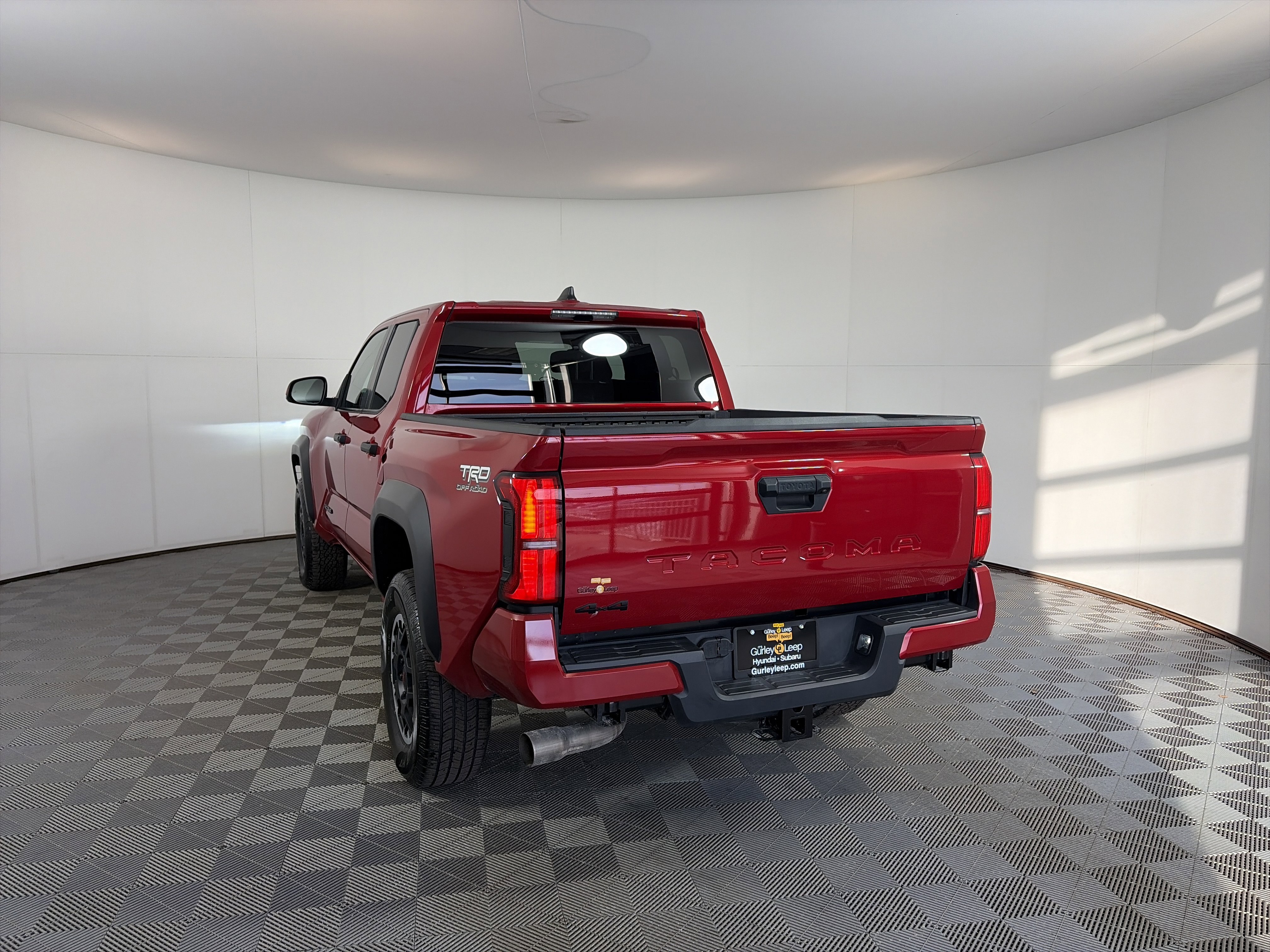 Used 2024 Toyota Tacoma TRD Off-Road image 8