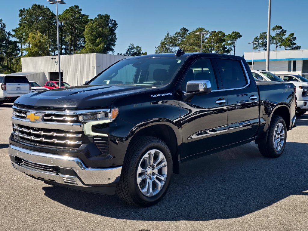 Certified 2025 Chevrolet Silverado 1500 LTZ w/ Technology Package AWD/4WD 360° Tour