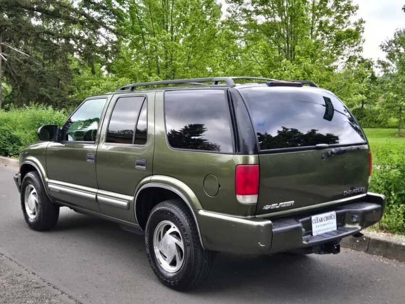Used 2001 Chevrolet Blazer LT AWD/4WD image 10