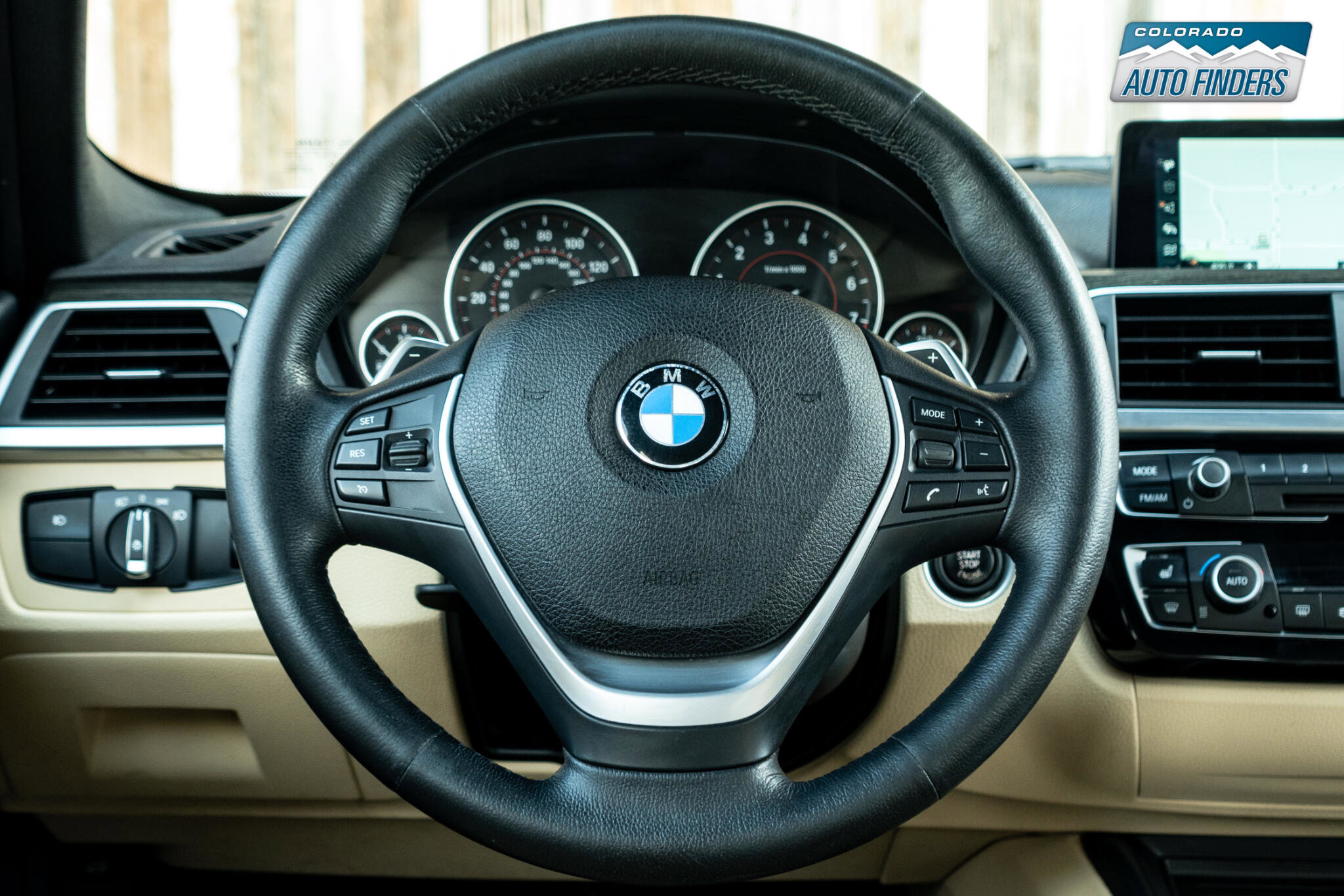 Used 2017 BMW 330i xDrive Wagon image 14