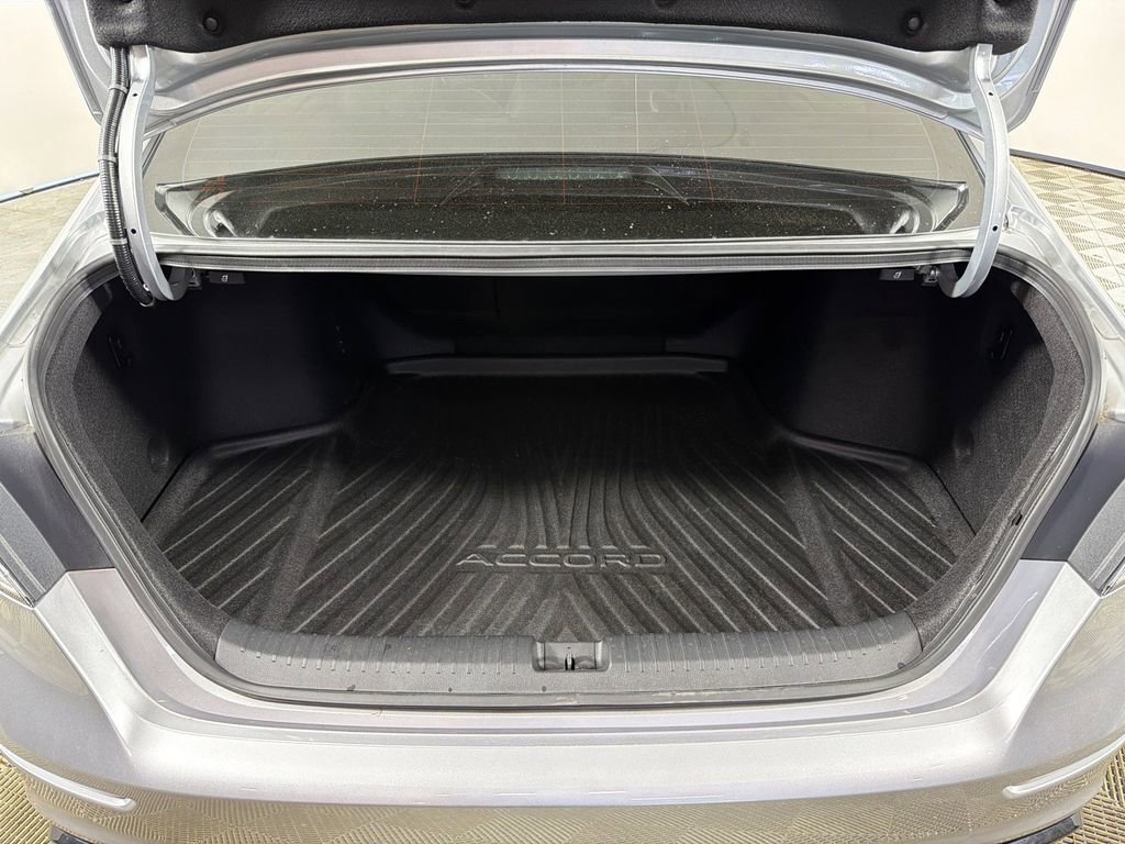 Used 2024 Honda Accord Sport image 19